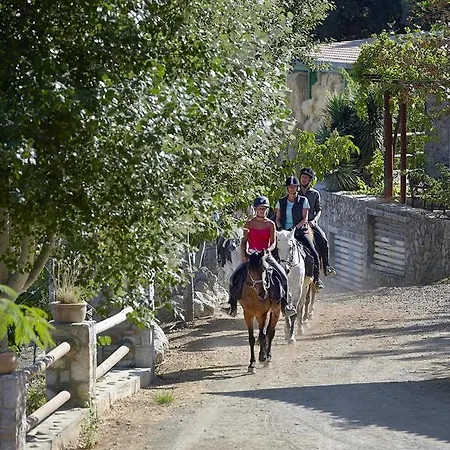 Country Velani Hotel