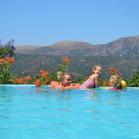 Country Velani 3*