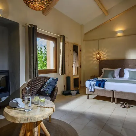 Hotel Country Velani 3*