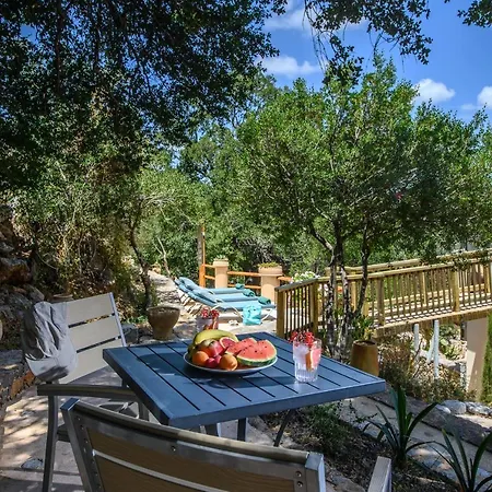 Country Velani Hotel 3*